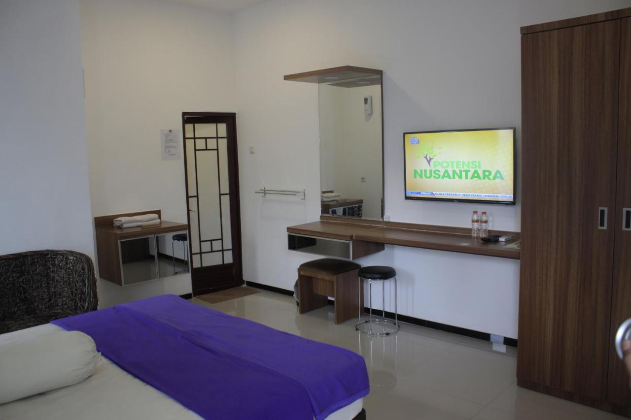 Sultan Guesthouse Tulungagung Exterior photo