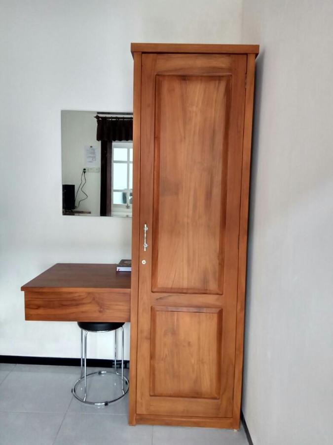 Sultan Guesthouse Tulungagung Exterior photo