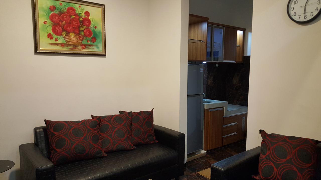 Sultan Guesthouse Tulungagung Exterior photo